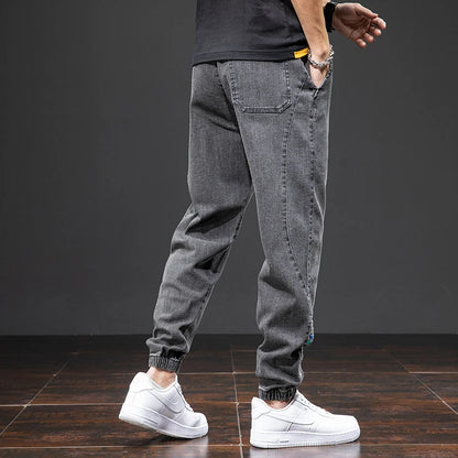 Pantalon de jogging en denim extensible pour homme