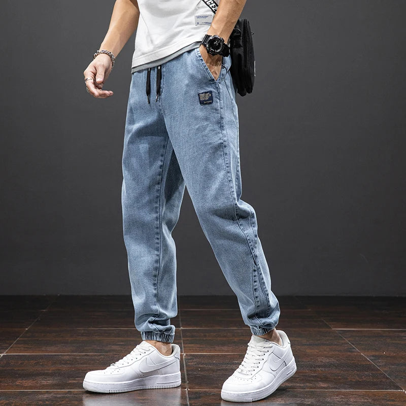 Pantalon de jogging en denim extensible pour homme