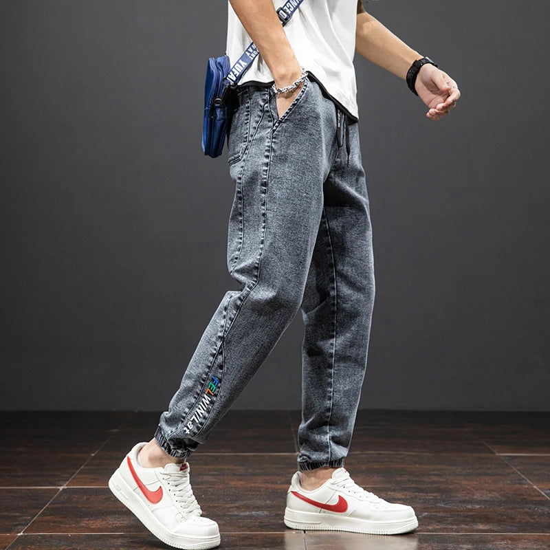 Pantalon de jogging en denim extensible pour homme