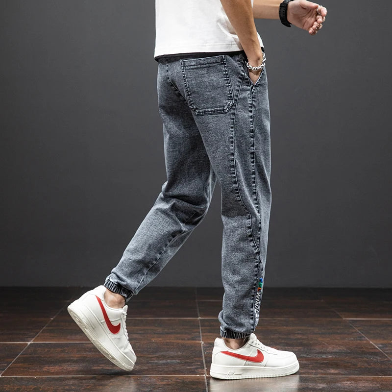 Pantalon de jogging en denim extensible pour homme