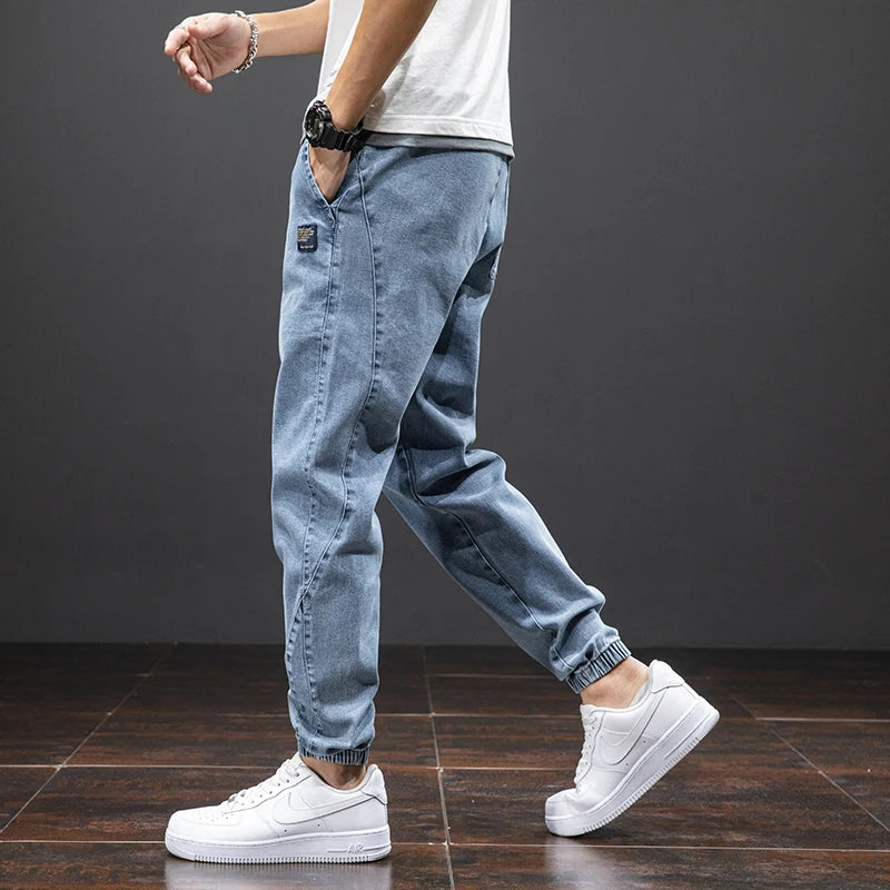 Pantalon de jogging en denim extensible pour homme
