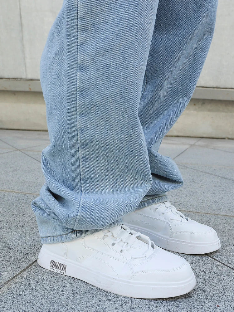 Jeans de corte largo e direito para homem