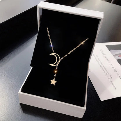 Gargantilla de luna y estrella