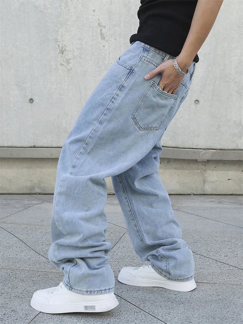 Jeans de corte largo e direito para homem